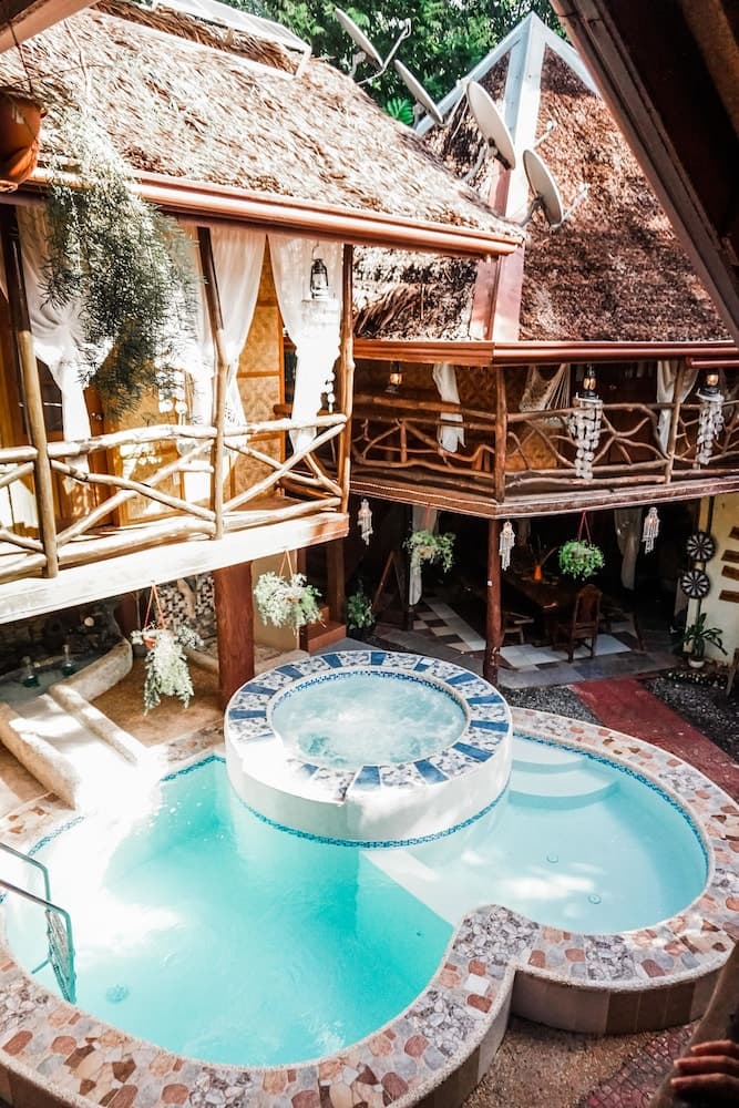 Natura Vista, Primary image