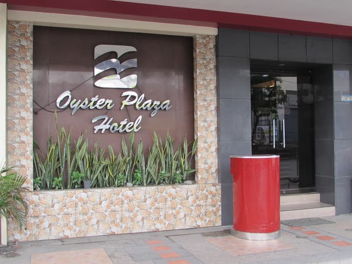 Oyster Plaza Hotel, Primary image