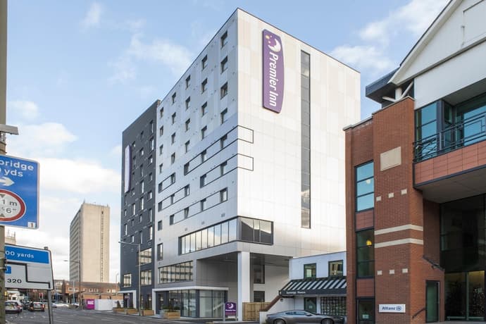 Premier Inn Woking Town Centre, Primary image