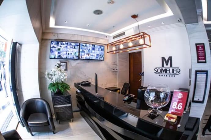 Hotel Sommelier, Reception