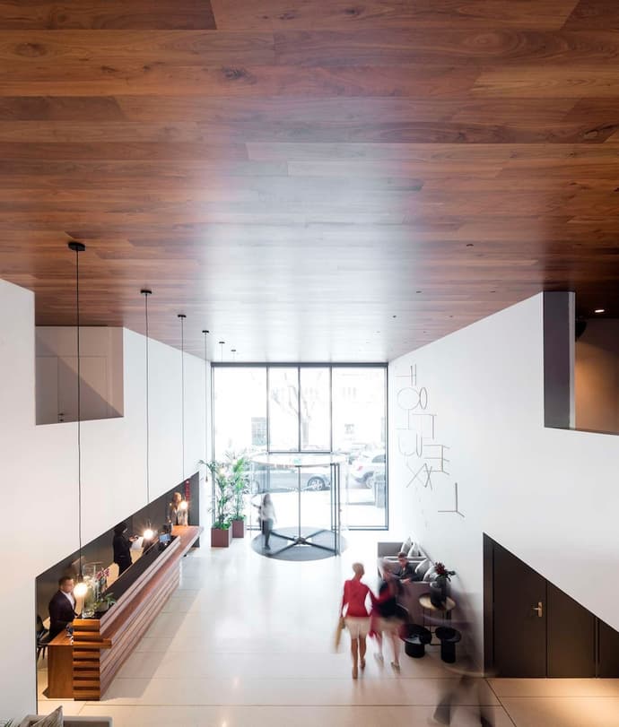 Lux Lisboa Park, Lobby