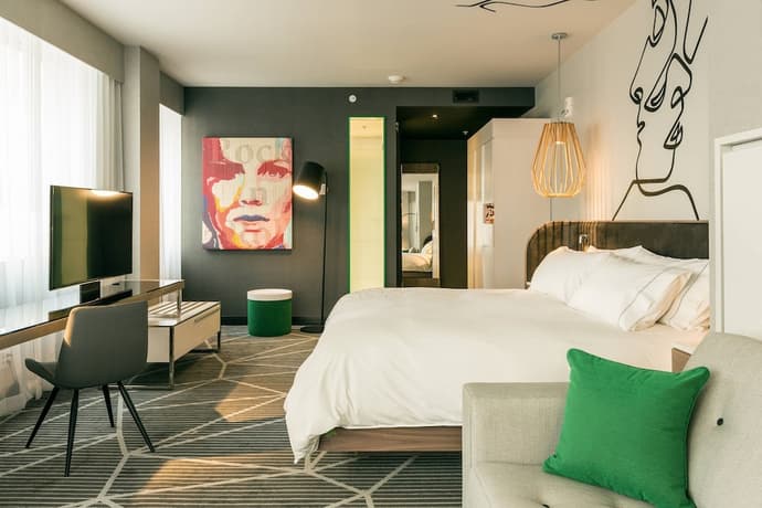 Renaissance Montreal Downtown Hotel, Primary image