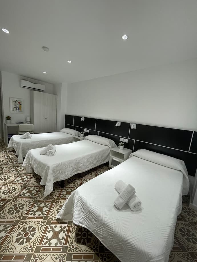 Hostal Nova, Primary image