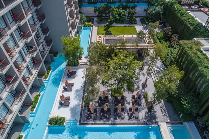 Proud Phuket, Primary image