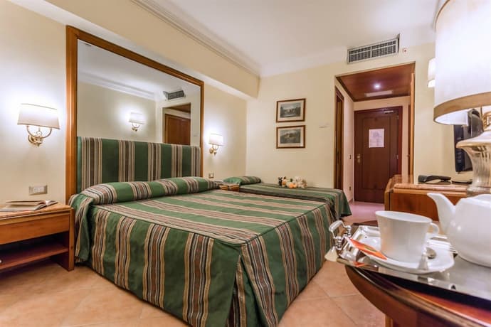 Raeli Hotel Lazio, Primary image