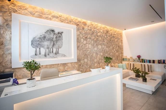 Matogianni Hotel, Primary image