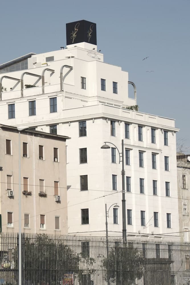 Palazzo Salgar, Primary image