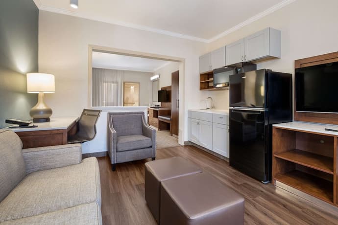 MainStay Suites John Wayne Airport by Choice Hotels, Primary image