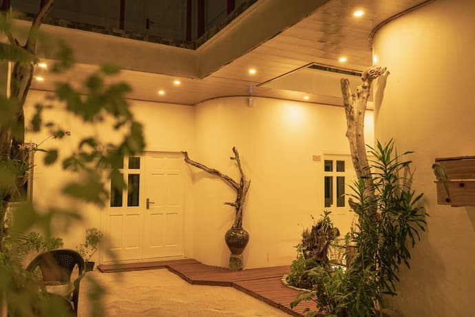 Nala Island Village, Primary image