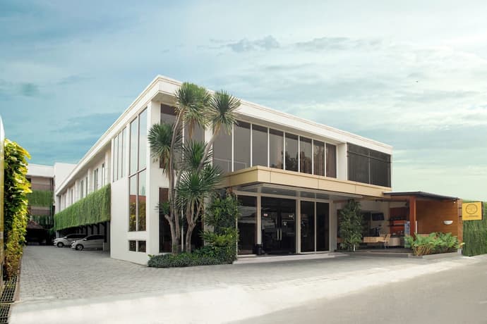 Lunara Home Living by Daphna Management, Primary image