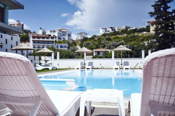 Skiathos Somnia, Primary image