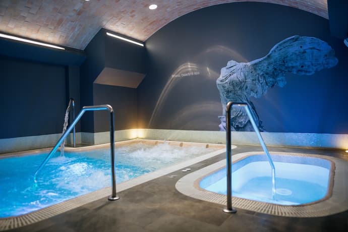 MYR Plaza Mercado & Spa, Primary image