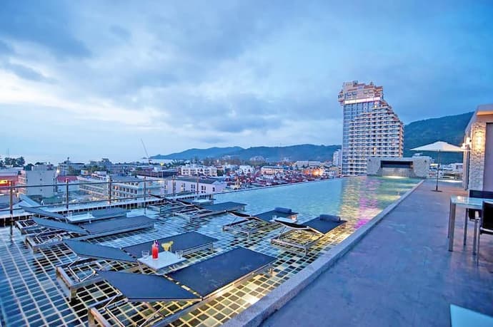 The Gig Hotel, Primary image