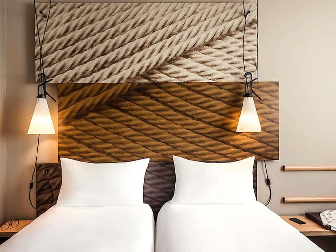 ibis Saint Quentin En Yvelines Velodrome, Primary image