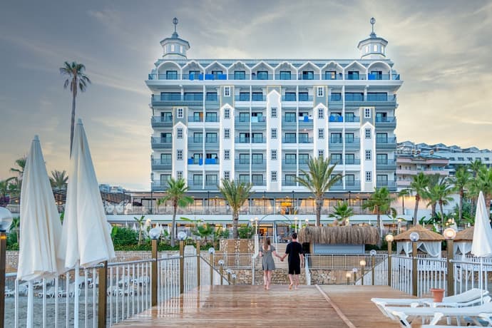 Aria Resort & Spa, Primary image