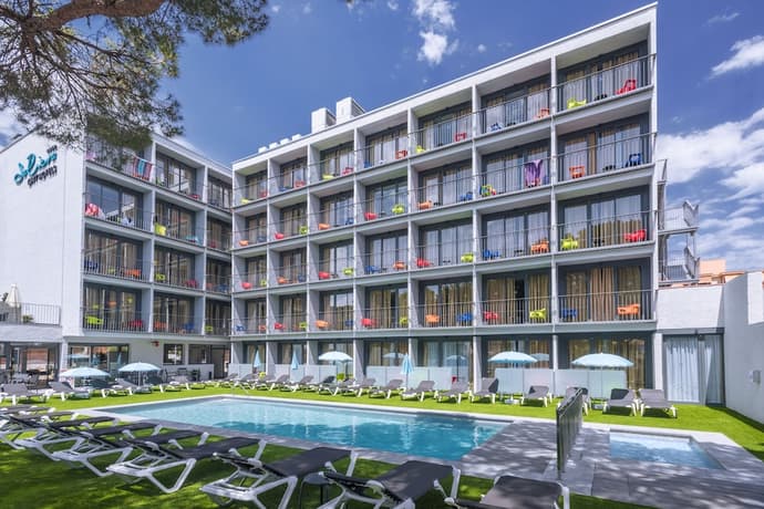 Hotel GHT Sa Riera, Primary image