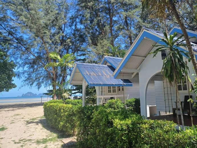 P.A.N. Beach Bungalow, 