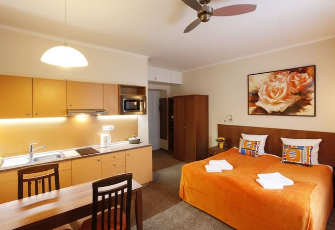 Anyday Apartments, Primary image