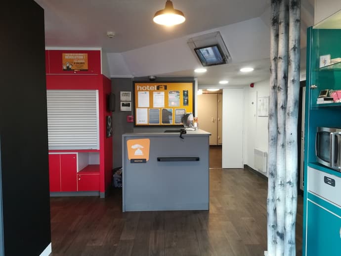 hotelF1 Avignon Centre Courtine Gare TGV, Reception