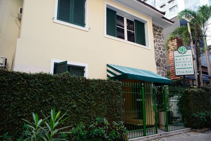 Petit Village Icarai, Primary image