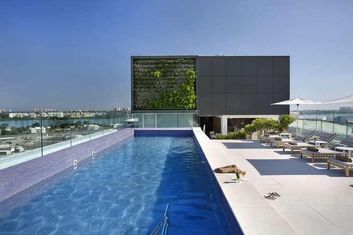 Venit Mio Hotel, Primary image