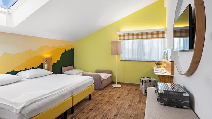 Hey Lou Hotel Piding, Primary image