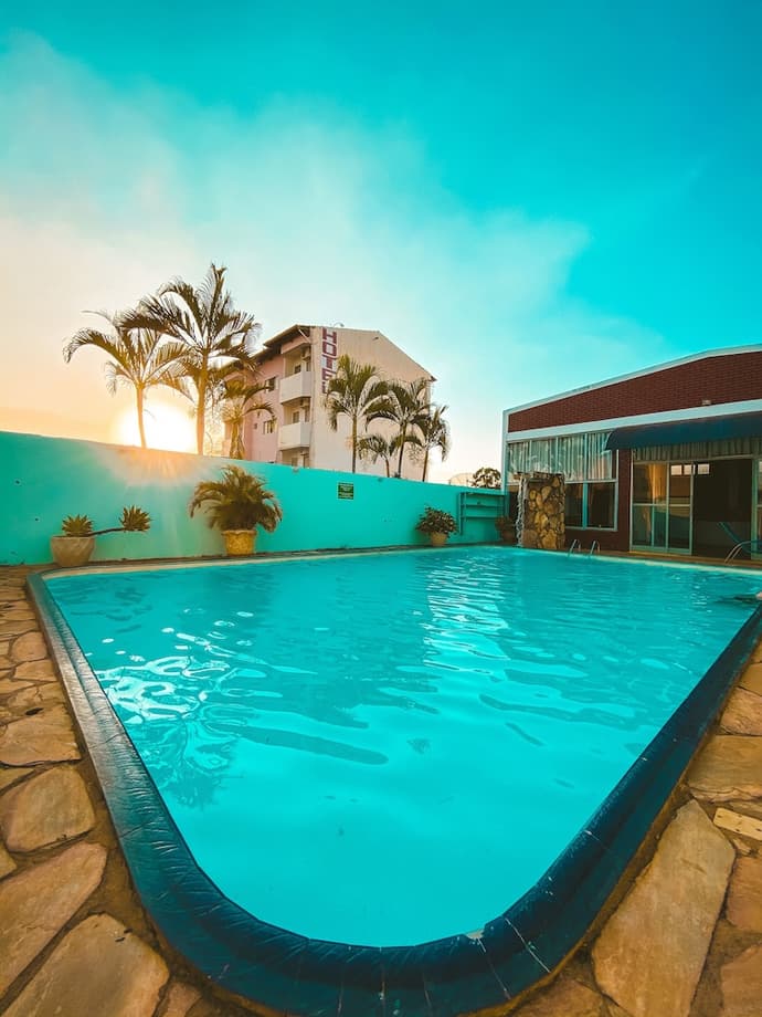 Manhattan Hotel, Primary image