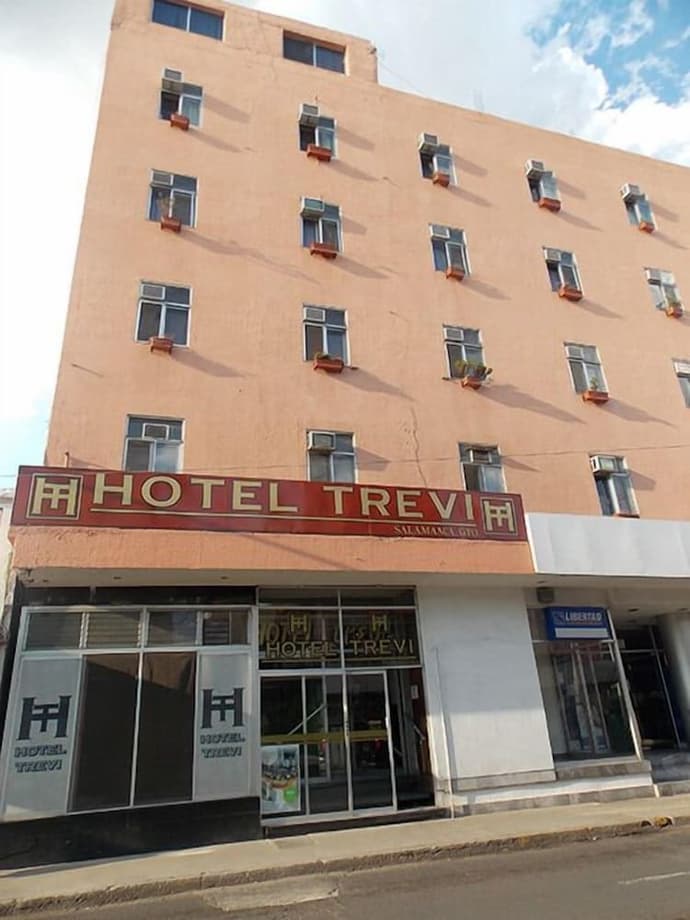 Hotel Trevi, Primary image