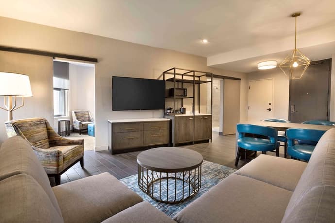 Embassy Suites by Hilton Minneapolis Downtown, Primary image