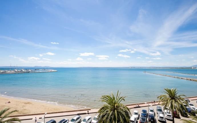 Hotel Risech, Primary image