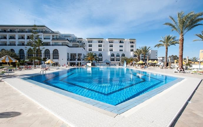 Hotel Riviera - Family Only, Primary image