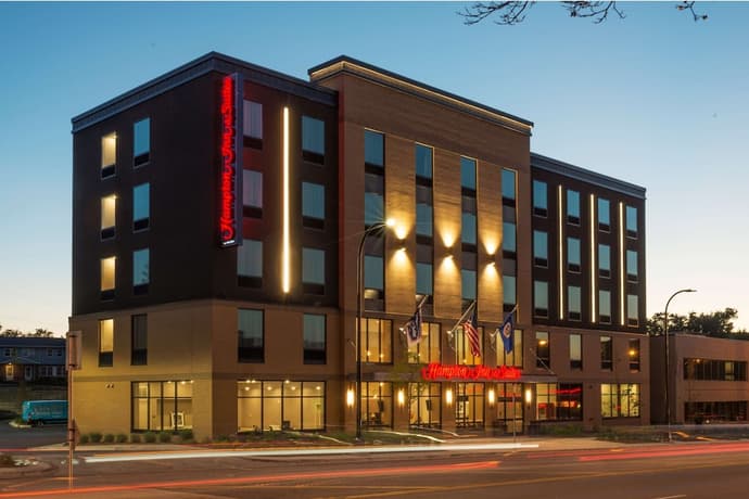 Hampton Inn & Suites Minneapolis University Area, Primary image