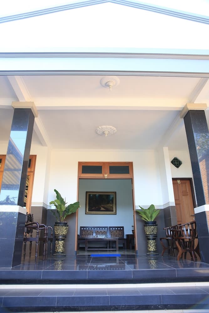 Puri Kusuma Guest House, Primary image