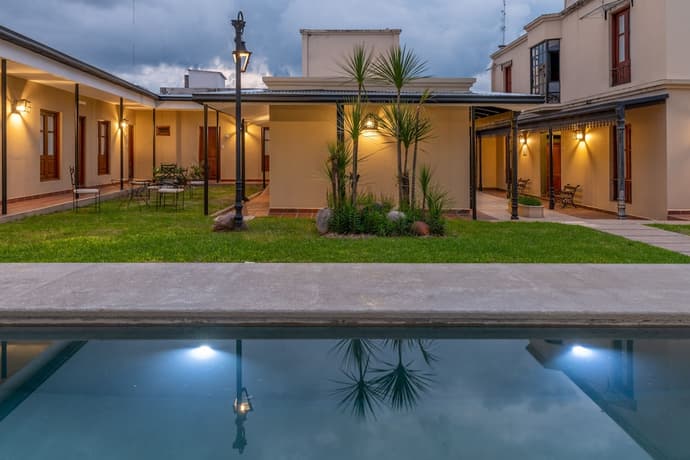 El Arribo Hotel, Primary image