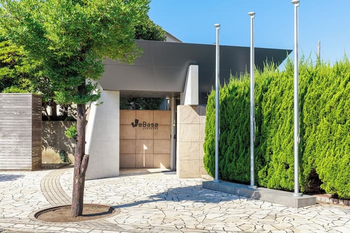 WeBase Kamakura, Primary image