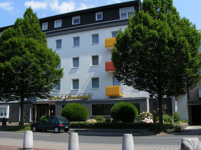 Hotel Sonderfeld, Primary image
