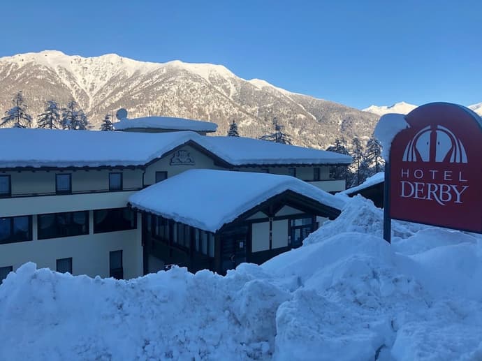 Hotel Derby, Primary image