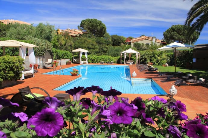 Albaruja Hotel, Primary image