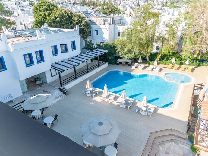 Otel Atrium, Primary image