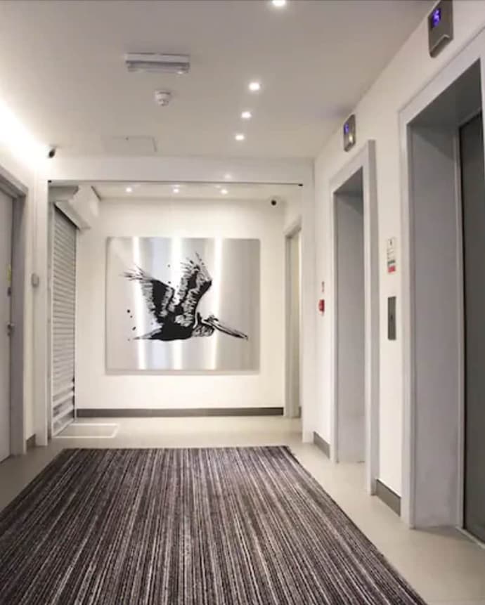 Pelican London Hotel and Residence, Primary image