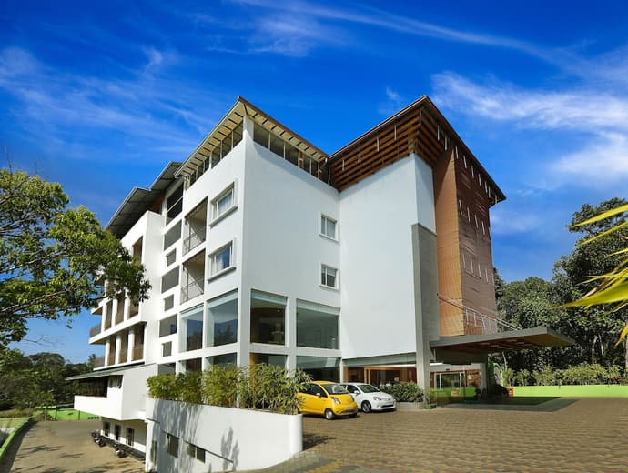 Spicegrove, Primary image