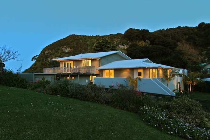 Kokomo Retreat, Primary image