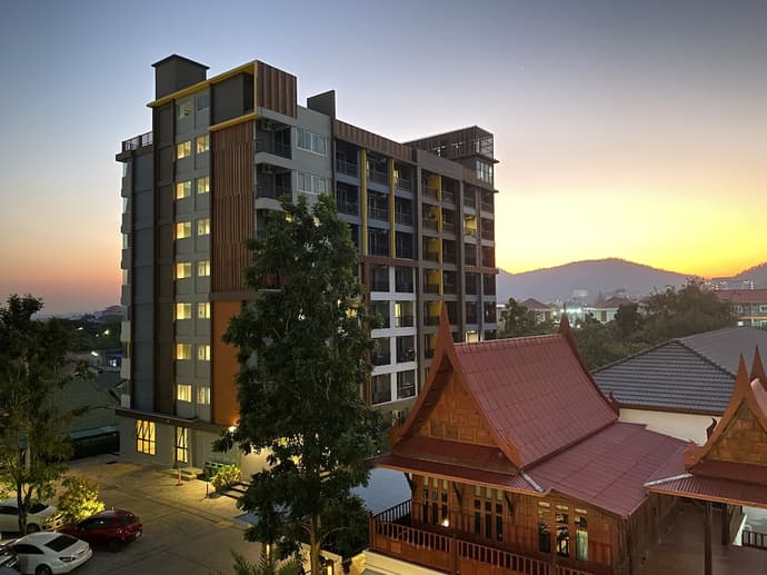 Huahin Terminal, Primary image