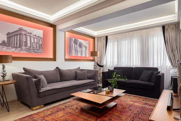 Acropolis Luxury Living, Primary image