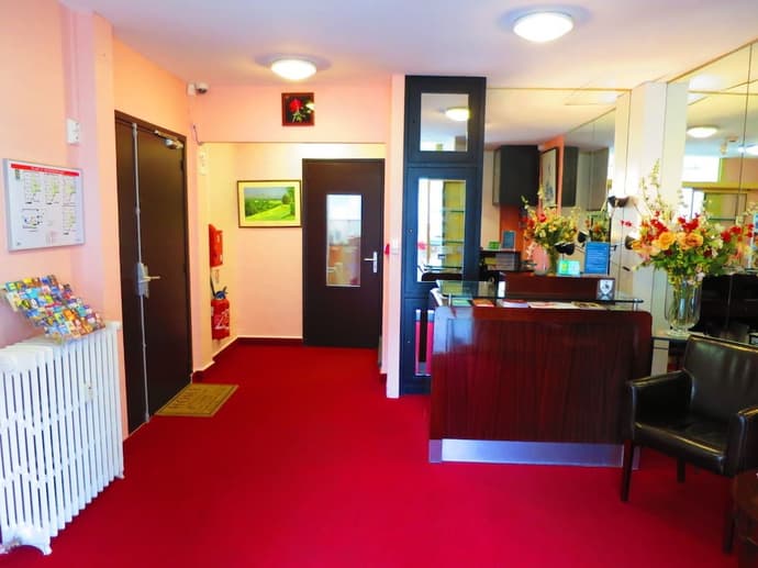 Hotel de la Paix, Primary image