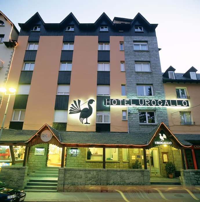 Hotel Urogallo, Primary image