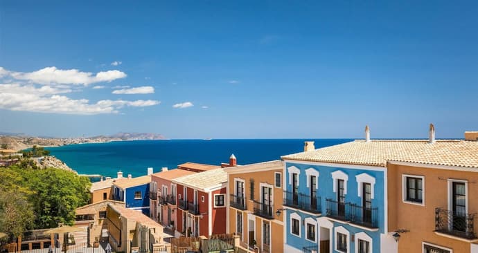 Occidental Pueblo Acantilado, Primary image