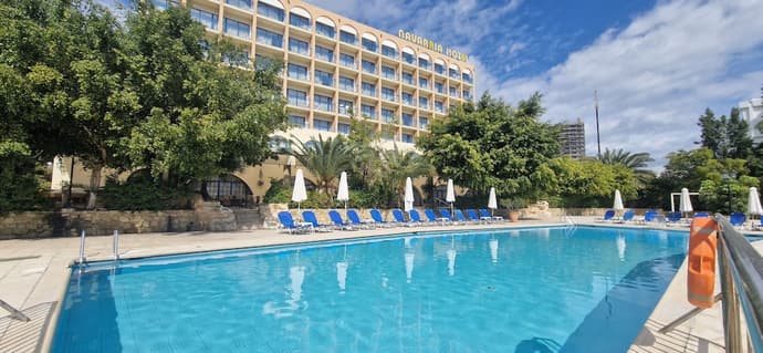 Navarria Hotel, Primary image