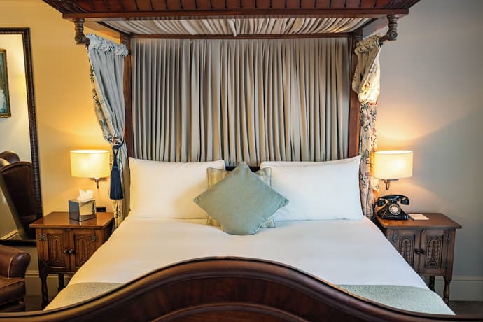 Red Lion Hotel, Hillingdon, Primary image