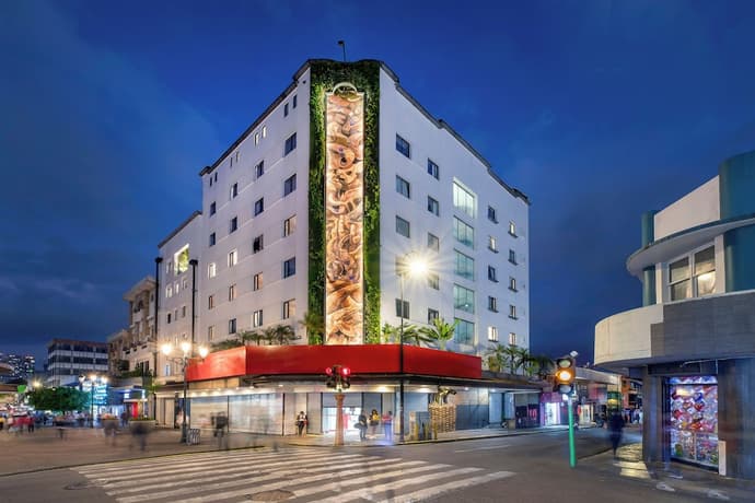 Hotel Presidente, Primary image